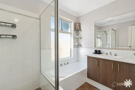 Property photo of 27 Penelope Place Innaloo WA 6018