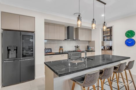 Property photo of 7 Moon Circuit Karawatha QLD 4117