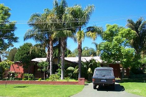 Property photo of 9 Greville Way Girrawheen WA 6064