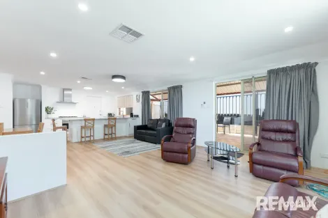 Property photo of 28 Tenement Loop Hocking WA 6065