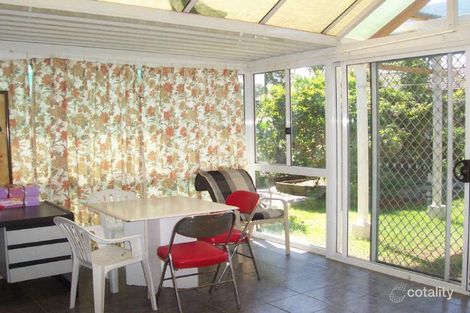 Property photo of 10 Green Close Mardi NSW 2259