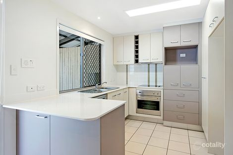 Property photo of 2/52 Adelaide Street Carina QLD 4152