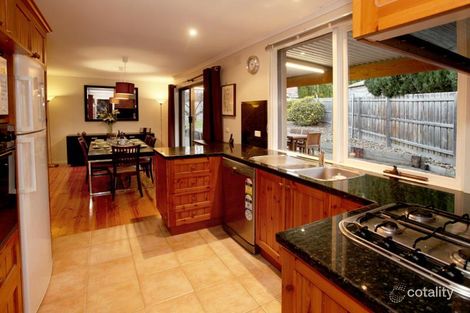 Property photo of 2 Roxley Place Mulgrave VIC 3170
