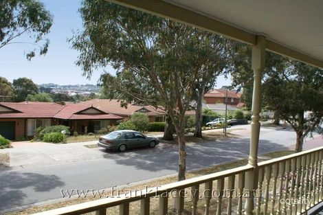 Property photo of 16 Illowra Court Berwick VIC 3806