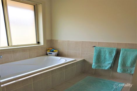 Property photo of 39 Pommern Way Wallaroo SA 5556