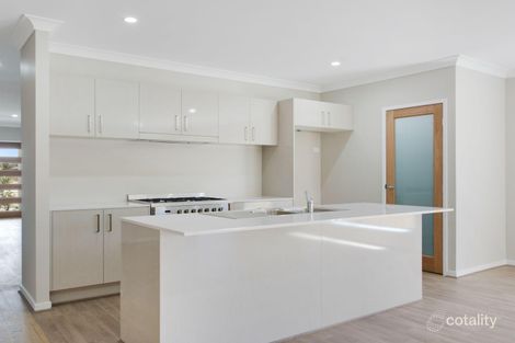 Property photo of 5 Butterleaf Crescent Pimpama QLD 4209