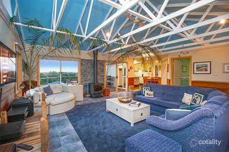 Property photo of 33 Ennisvale Avenue Sandy Point VIC 3959