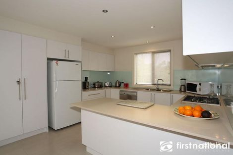 Property photo of 1/4 Harkaway Road Berwick VIC 3806