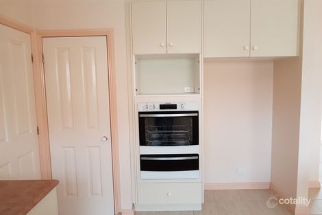 Property photo of 57 Thornton Avenue Sunbury VIC 3429