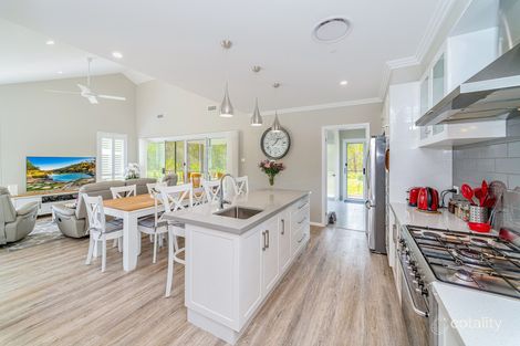 Property photo of 6 Stockmans Place Gulmarrad NSW 2463