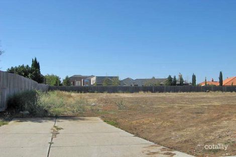 12 Robertsons Rd, Taylors Lakes, VIC 3038