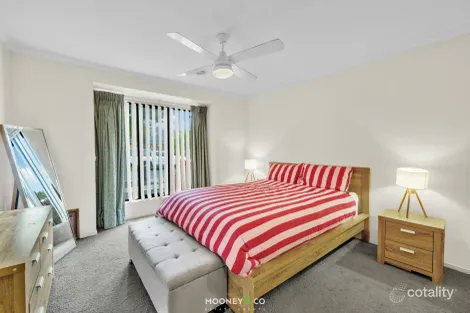 Property photo of 20 Providence Drive Cranbourne West VIC 3977