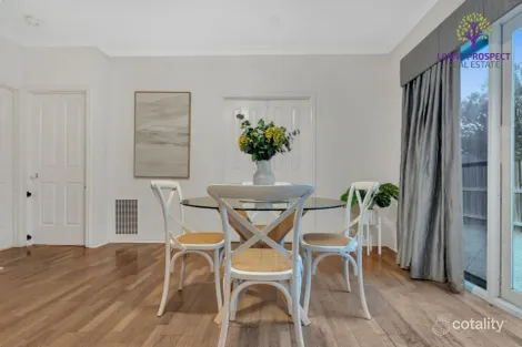 Property photo of 4 Fullard Close Point Cook VIC 3030