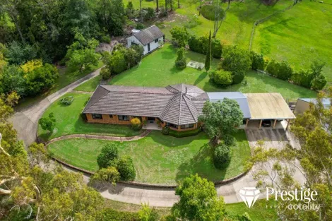 21 MANSFIELD RD, GALSTON, NSW 2159