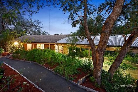 4 Dandallo Dr, Eltham, VIC 3095