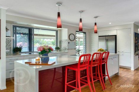 Property photo of 6 Buscall Court Sinnamon Park QLD 4073