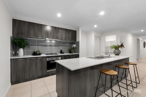 Property photo of 4 Cartwright Grove Cranbourne East VIC 3977