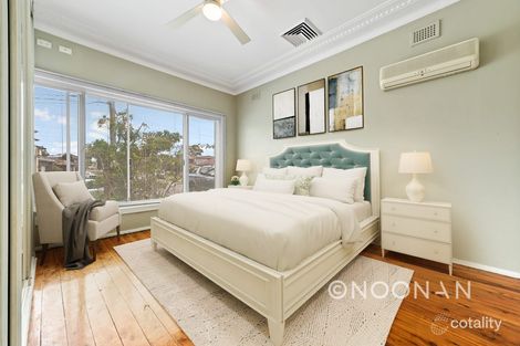 Property photo of 46 Lynwen Crescent Banksia NSW 2216