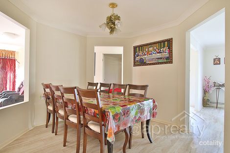 Property photo of 40 Moran Crescent Forest Lake QLD 4078