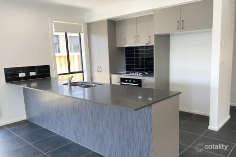 Property photo of 24 Josephine Street Werribee VIC 3030