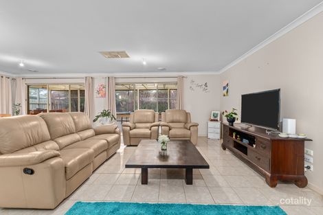 Property photo of 18 Grange Drive South Morang VIC 3752
