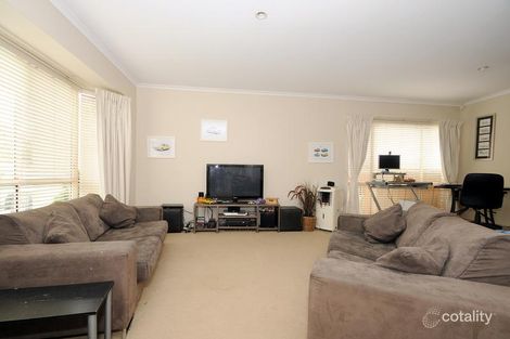 Property photo of 9 Erinka Crescent Patterson Lakes VIC 3197