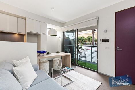 Property photo of 7/11 Smith Street Kensington VIC 3031