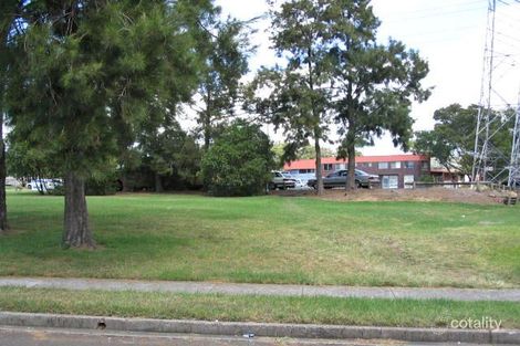 Echuca Cres, Koonawarra, NSW 2530