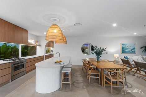 4 Kambora St, Warana, QLD 4575