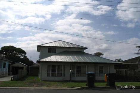 4 Mcgregor Ave, Barrack Heights, NSW 2528