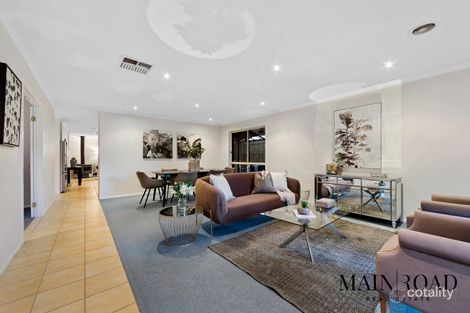 Property photo of 3 Tarquin Place Hillside VIC 3037