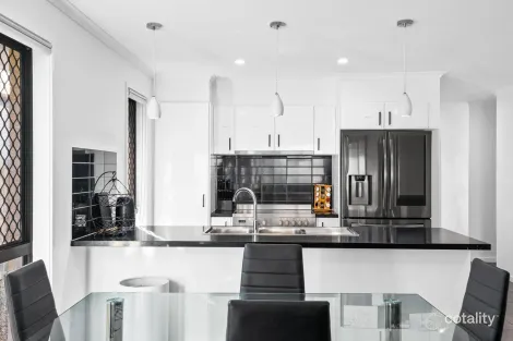 Property photo of 32 Blackberry Way Ripley QLD 4306