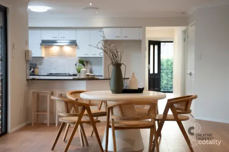 Property photo of 8 Amber Avenue Fletcher NSW 2287