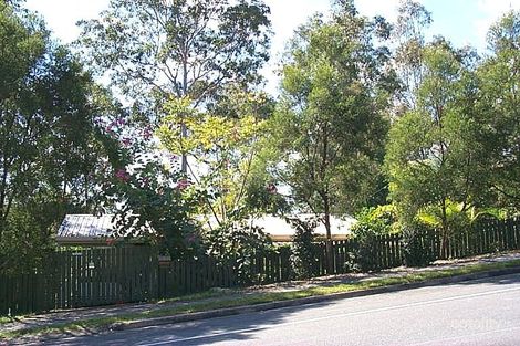 16 Barber Rd, Ferny Hills, QLD 4055