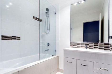 Property photo of 21 Creekstone Avenue Redbank Plains QLD 4301