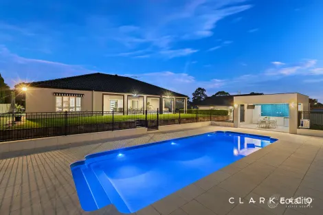 Property photo of 6 Arcadia Close Bolwarra Heights NSW 2320