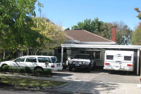 Property photo of 12 Melton Avenue Carnegie VIC 3163