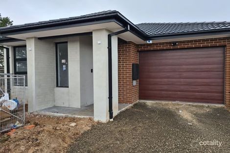 24 Akram Way, Rockbank, VIC 3335