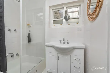 Property photo of 9 Schocroft Avenue Crafers SA 5152