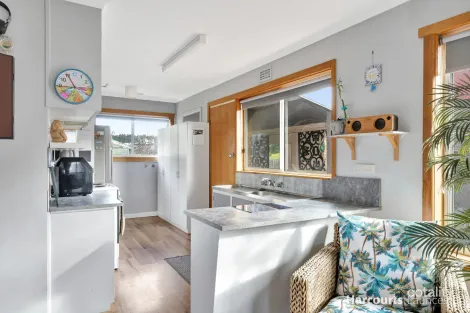 Property photo of 6 Raglan Street Youngtown TAS 7249