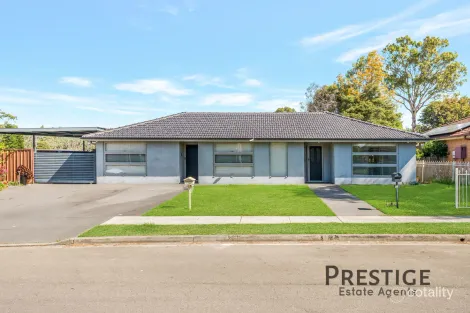 10 Knowles Pl, Bossley Park, NSW 2176
