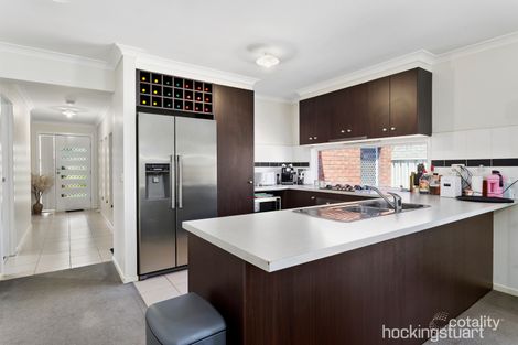 Property photo of 22 Fantail Way Brookfield VIC 3338