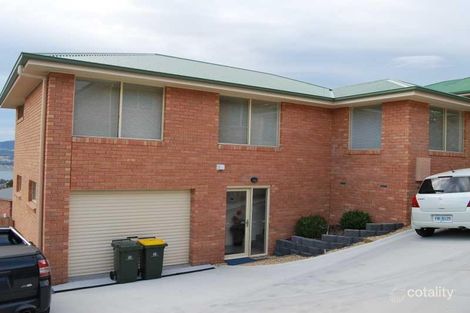 2/11 Ebden St, Claremont, TAS 7011