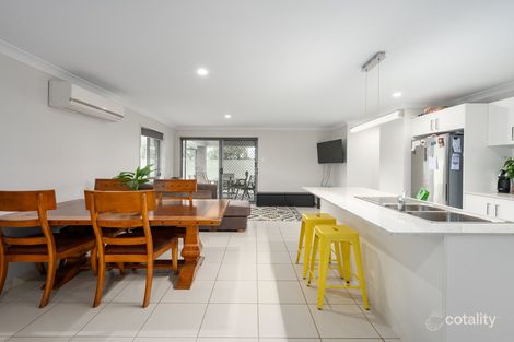 Property photo of 35 Sapphire Drive Rutherford NSW 2320