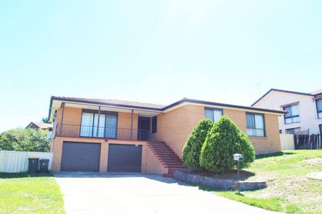 Property photo of 6 Hyne Place Fadden ACT 2904