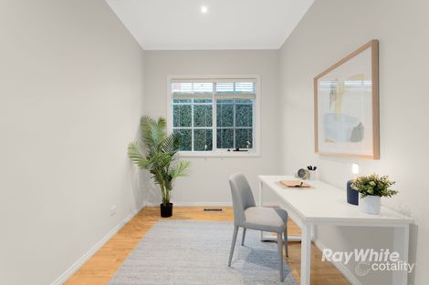 Property photo of 7 Phillips Avenue Carnegie VIC 3163
