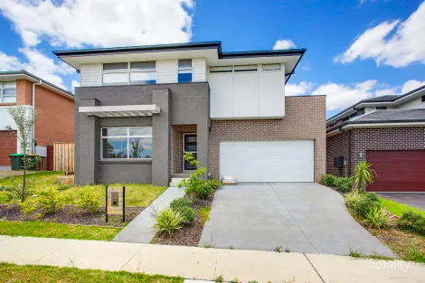 6 Bridgewater Cres, Beaumont Hills, NSW 2155