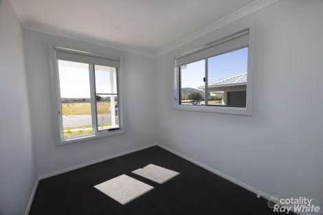 Property photo of 11 Iluka Boulevard Forster NSW 2428