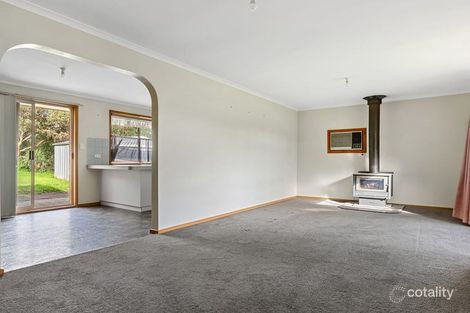 Property photo of 37 Underbank Boulevard Bacchus Marsh VIC 3340