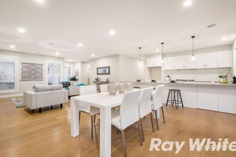 Property photo of 11 Lucille Avenue Croydon South VIC 3136